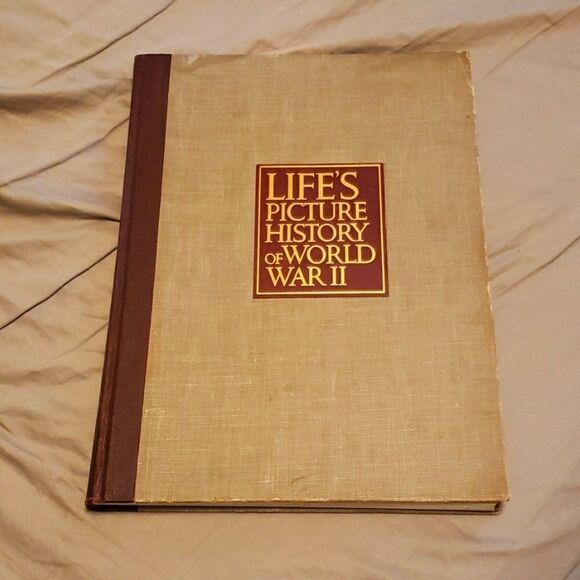 Vintage Life's Picture History of World War II Hardcover Book - Picture 1 of 5